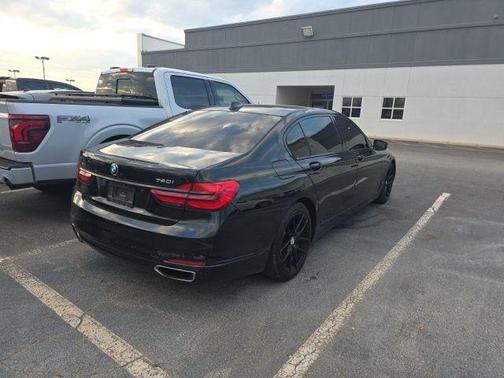 2019 BMW 740 i xDrive