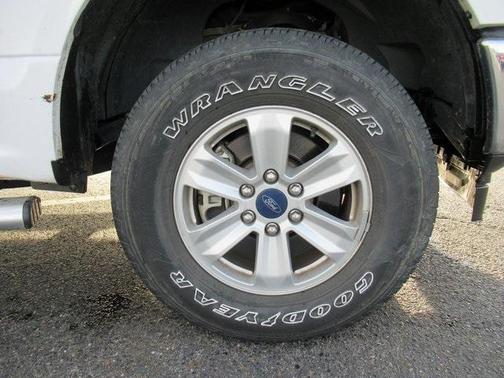 Photo 5 of 21 of 2019 Ford F-150 XL