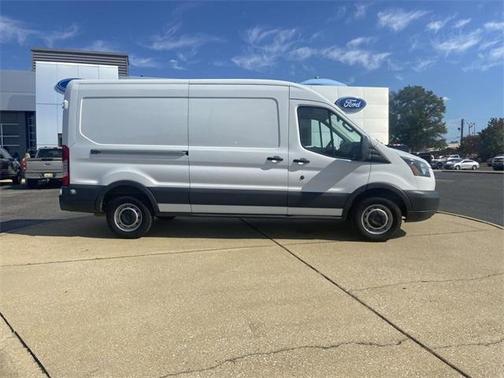 2015 Ford Transit-250 148 WB Medium Roof Cargo