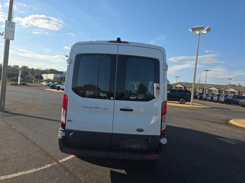 2015 Ford Transit-250 148 WB Medium Roof Cargo