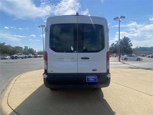 2015 Ford Transit-250 148 WB Medium Roof Cargo