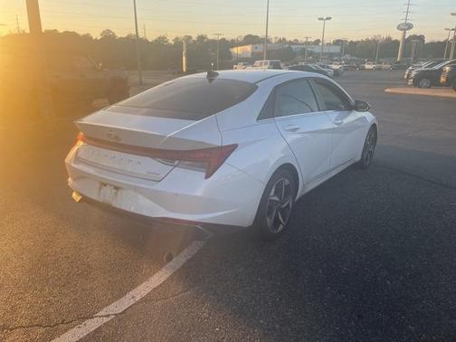 2021 Hyundai ELANTRA Limited