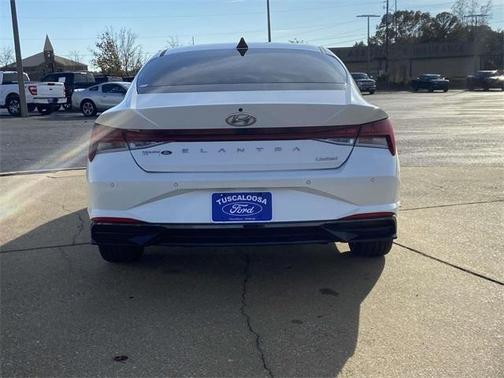 2021 Hyundai ELANTRA Limited