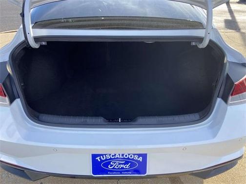 2021 Hyundai ELANTRA Limited