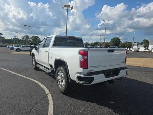2023 Chevrolet Silverado 3500 High Country