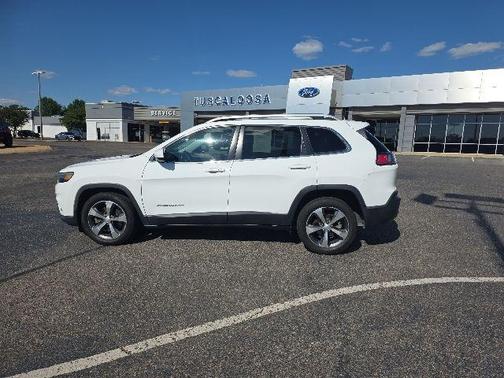 Bright White Clearcoat 2019 Jeep Cherokee Limited