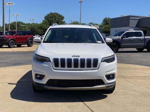 Bright White Clearcoat 2019 Jeep Cherokee Limited