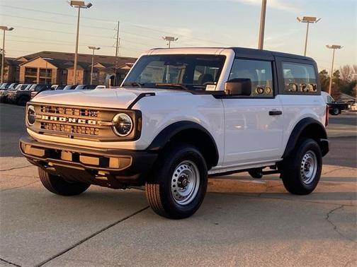 2025 Ford Bronco Base