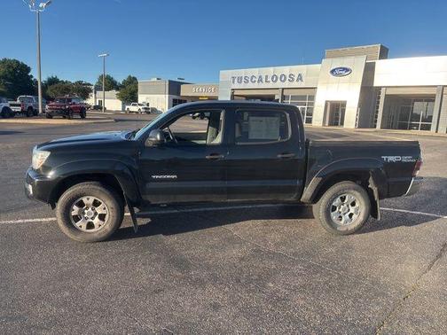 Black 2015 Toyota Tacoma Base