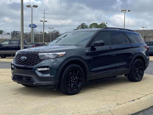 2023 Ford Explorer ST-Line