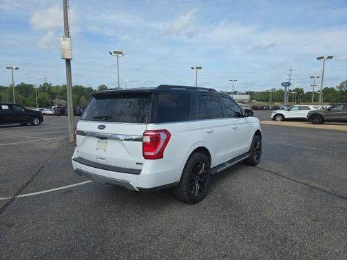 Oxford White 2020 Ford Expedition XLT