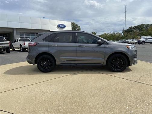 2022 Ford Edge ST Line