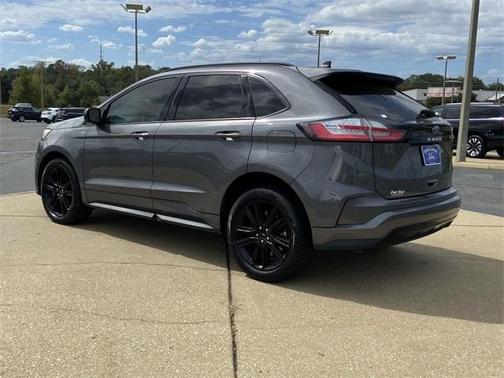 2022 Ford Edge ST Line
