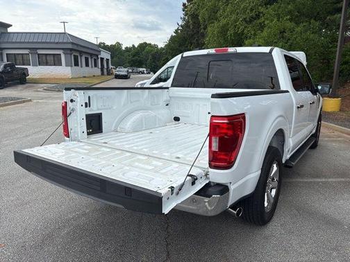 Oxford White 2023 Ford F-150 XLT