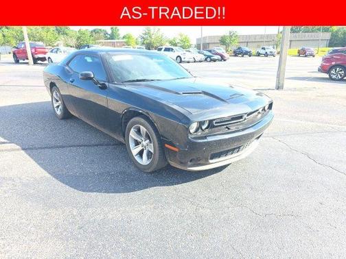 Pitch Black Clearcoat 2019 Dodge Challenger SXT