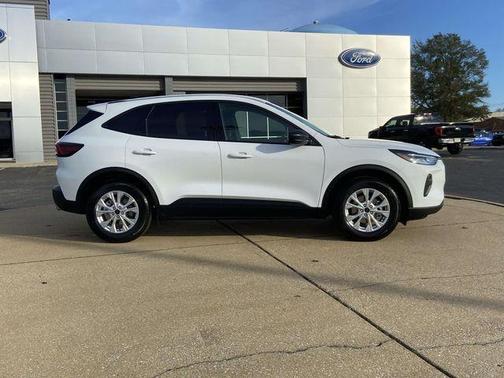 Oxford White 2026 Ford Escape Active