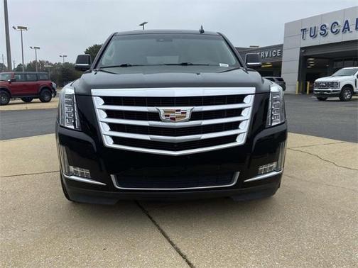 2017 Cadillac Escalade Luxury