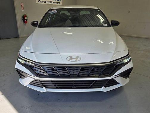 White 2025 Hyundai ELANTRA SEL Sport