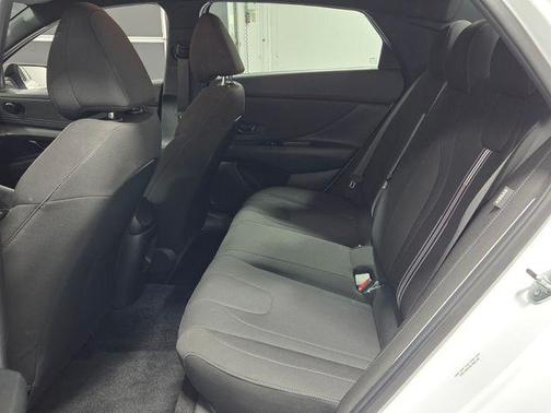 White 2025 Hyundai ELANTRA SEL Sport