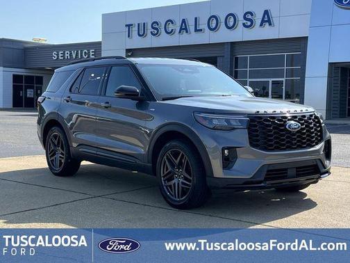 Gray Metallic 2025 Ford Explorer ST-Line