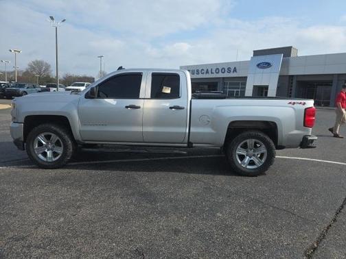 2019 Chevrolet Silverado 1500 LD Custom