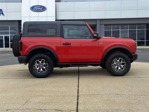 2023 Ford Bronco Badlands