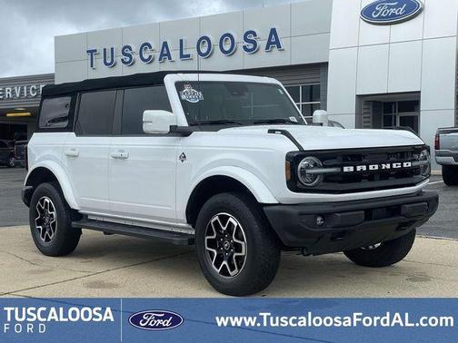 Oxford White 2022 Ford Bronco Outer Banks