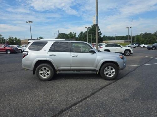 2020 Toyota 4Runner SR5