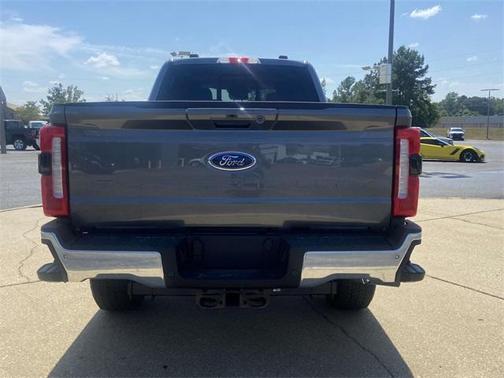 2026 Ford F-350 Lariat Super Duty
