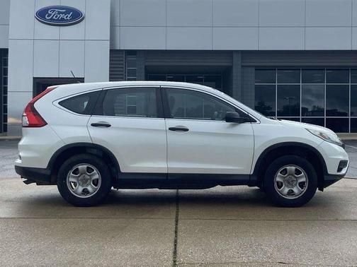 White 2016 Honda CR-V LX