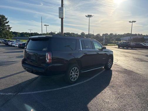 Black Cherry Metallic 2017 GMC Yukon XL SLT
