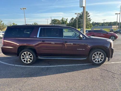 Black Cherry Metallic 2017 GMC Yukon XL SLT