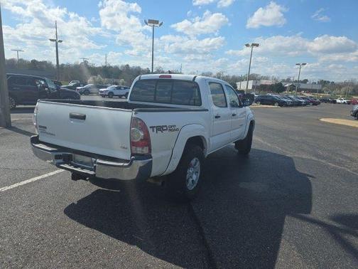 2015 Toyota Tacoma Base