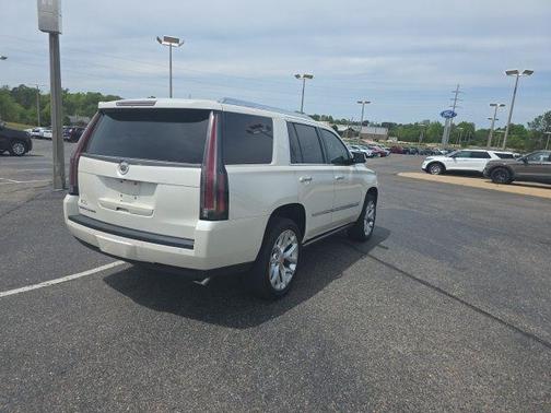 White Diamond Tri-Coat 2015 Cadillac Escalade Premium