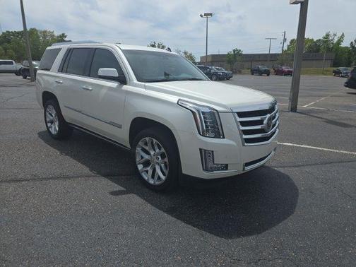 White Diamond Tri-Coat 2015 Cadillac Escalade Premium