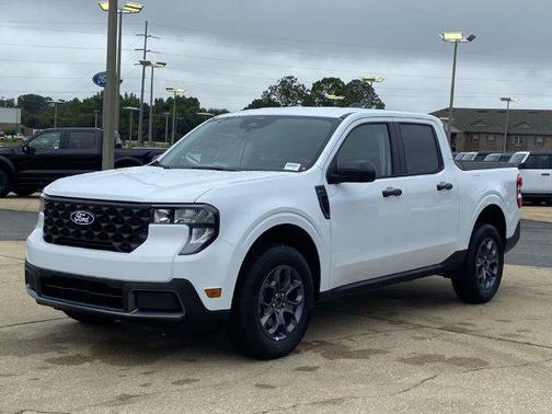 Oxford White 2026 Ford Maverick XLT