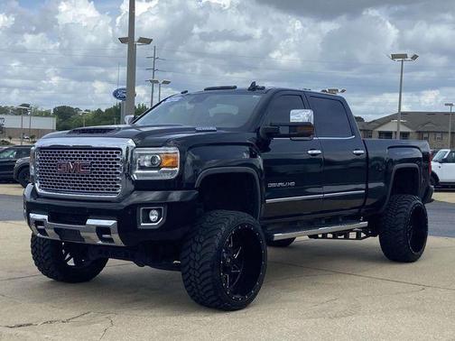 Onyx Black 2017 GMC Sierra 2500 Denali