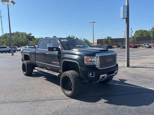 Onyx Black 2017 GMC Sierra 2500 Denali