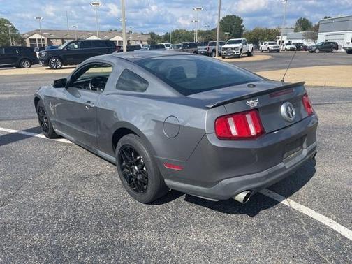 2011 Ford Mustang V6 Premium