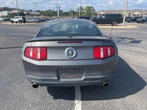 2011 Ford Mustang V6 Premium