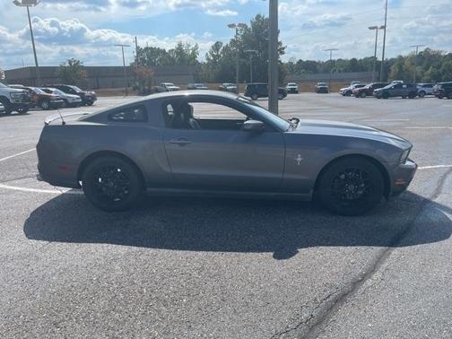 2011 Ford Mustang V6 Premium