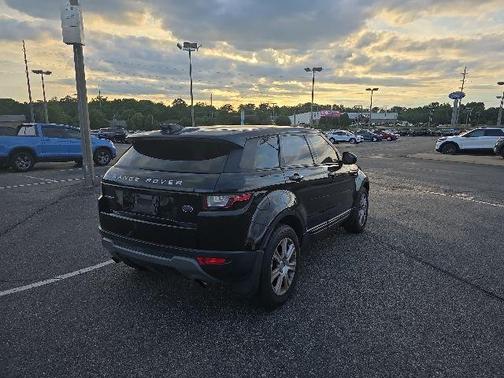 Narvik Black 2017 Land Rover Range Rover Evoque SE Premium