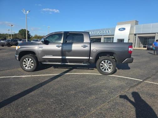 2017 Toyota Tundra Limited