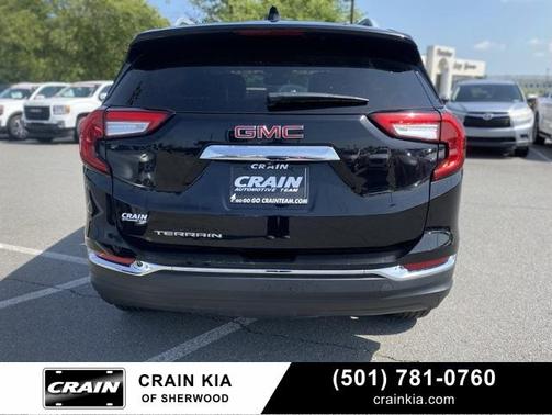 2024 GMC Terrain SLT