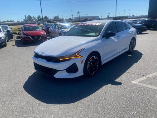 2022 Kia K5 GT-Line