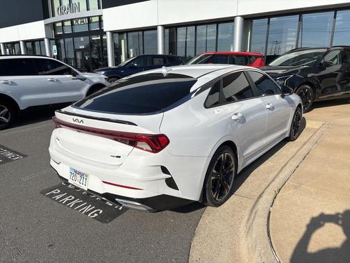 2022 Kia K5 GT-Line