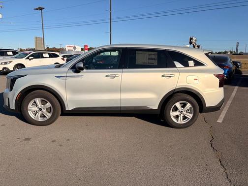 2026 Kia Sorento LX