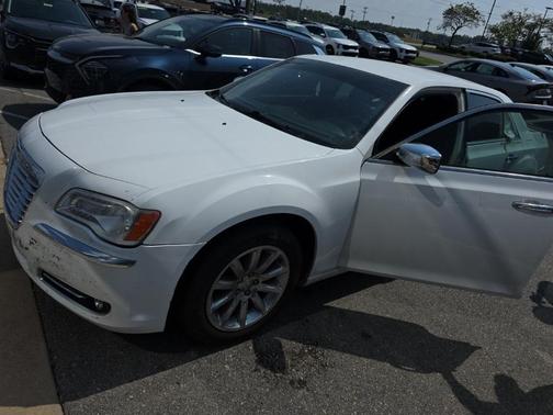 2012 Chrysler 300 Limited