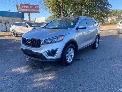 2018 Kia Sorento LX