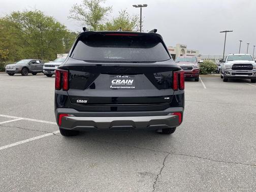 2025 Kia Sorento X-Line EX